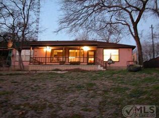 548 Harrell Rd, Gainesville, TX 76240