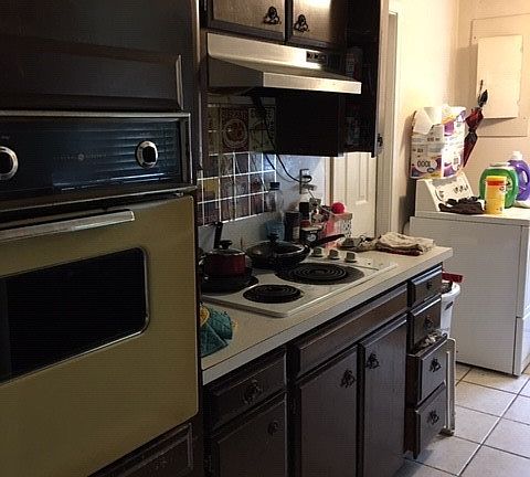 4th image of 961 Tonquin Ave SW