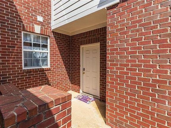 2nd image of 16334 Bay Meadow Cir