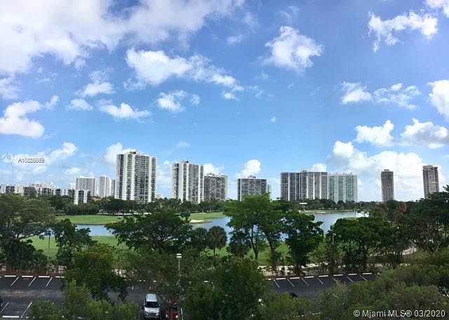 1st image of 20355 NE 34th Ct APT 521