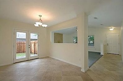 5th image of 12113 Arrowwood Dr