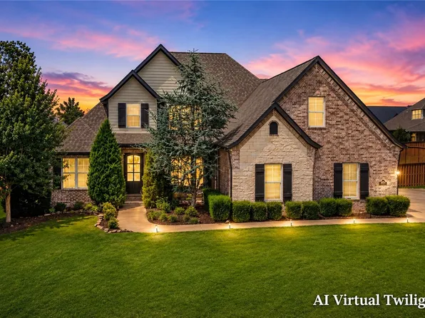 1507 NW Hermanus St, Bentonville, AR 72712