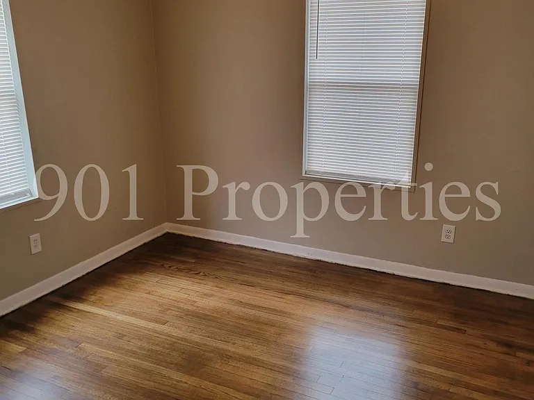 1730 Capri Rd — Photo 7