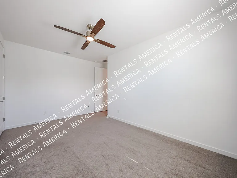 40622 W Williams Way — Photo 41