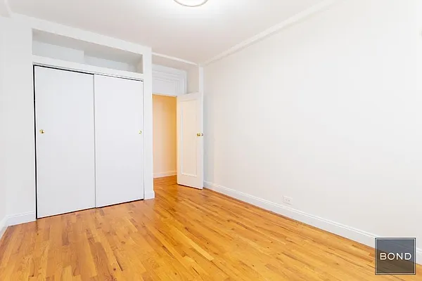 Rented by Bond New York | media 27