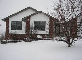 4106 Serenity Ln, Nixa, MO 65714