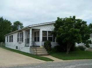 17 Maple Ridge Park, Manteno, IL 60950