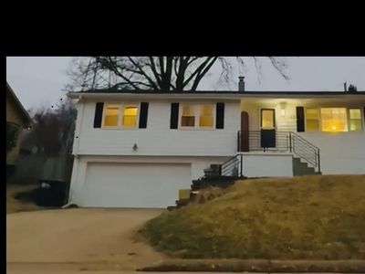 1864 S 123rd St, Omaha, NE, 68144