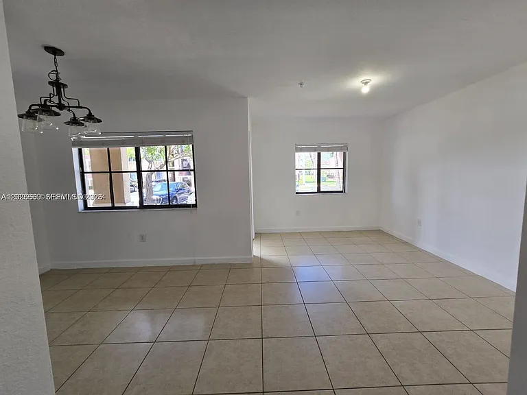 22401 SW 88th Pl #10 — Photo 4