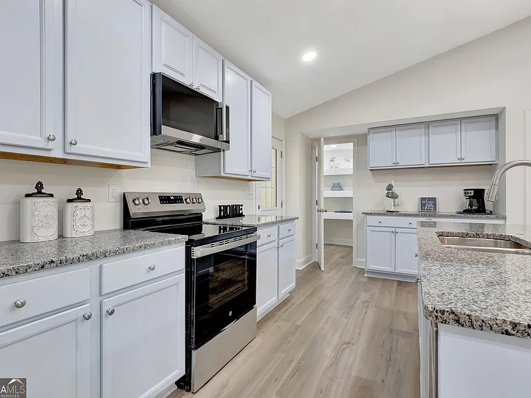 140 Mary Freeman Rd — Photo 18