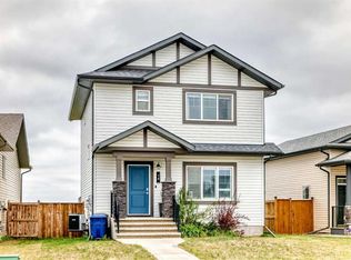 14 S Aurora Heights Blvd, Blackfalds, AB T4M0M1