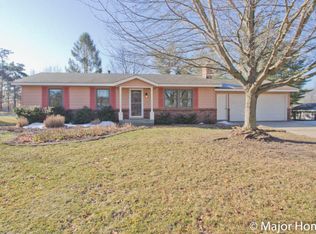 3010 Russview Dr NE, Grand Rapids, MI 49525