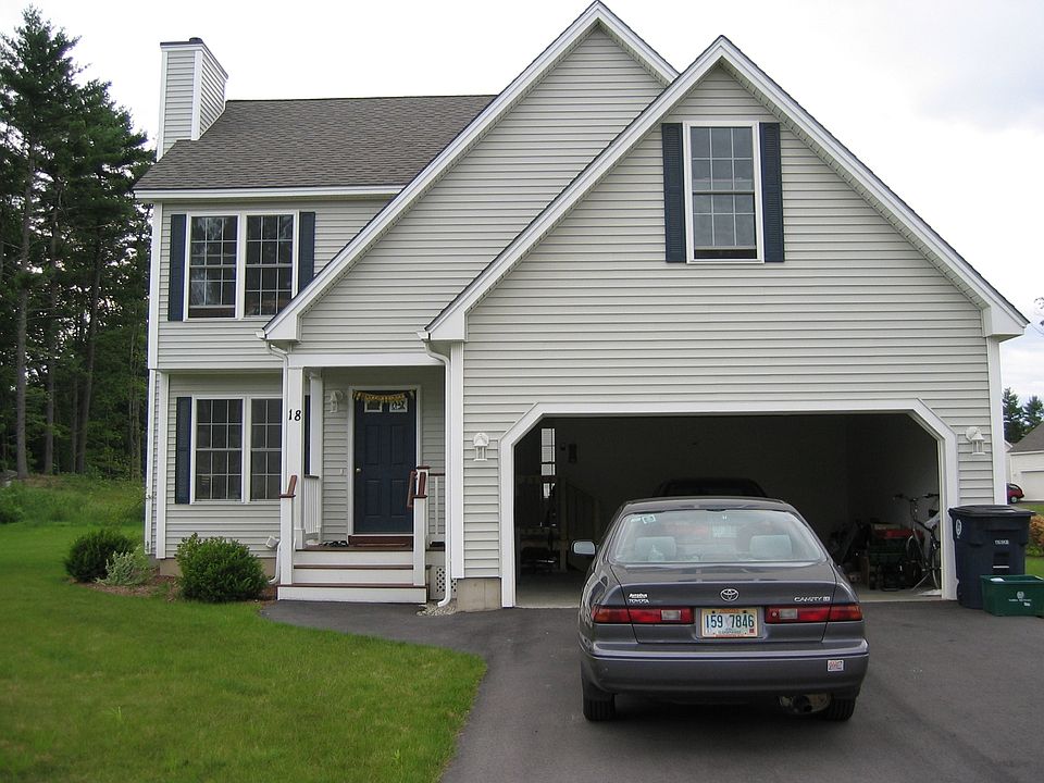 1st image of 18 Forsythia Dr