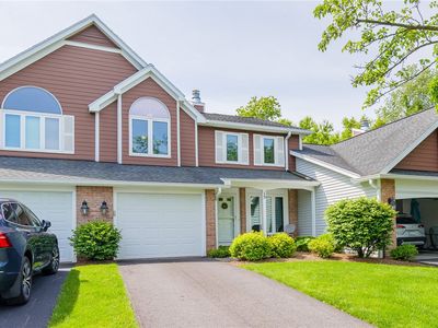 15 Wind Loft Cir, Fairport, NY, 14450