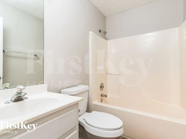 204 Whistleville Ct — Photo 16