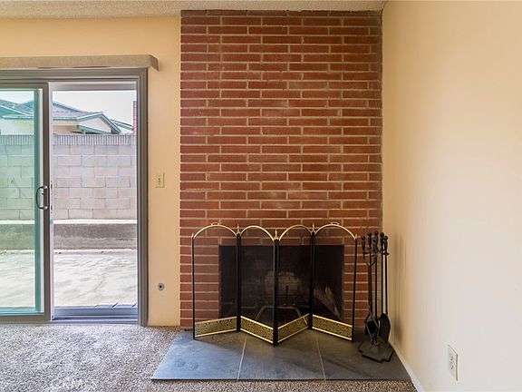 3rd image of 1331 Victoria Dr #18