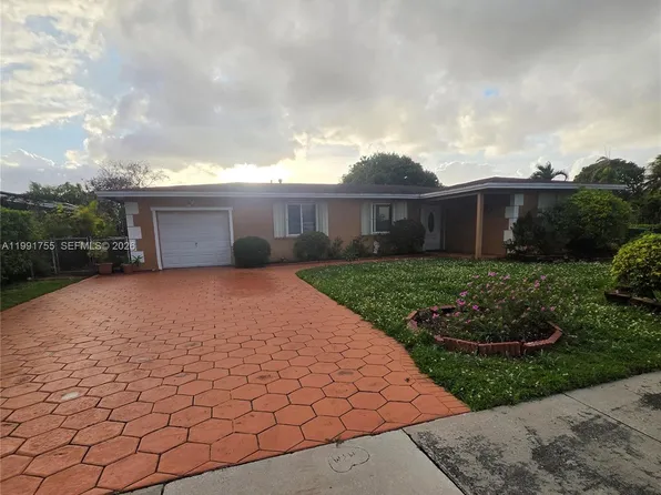 16924 SW 112th Ct, Miami, FL 33157