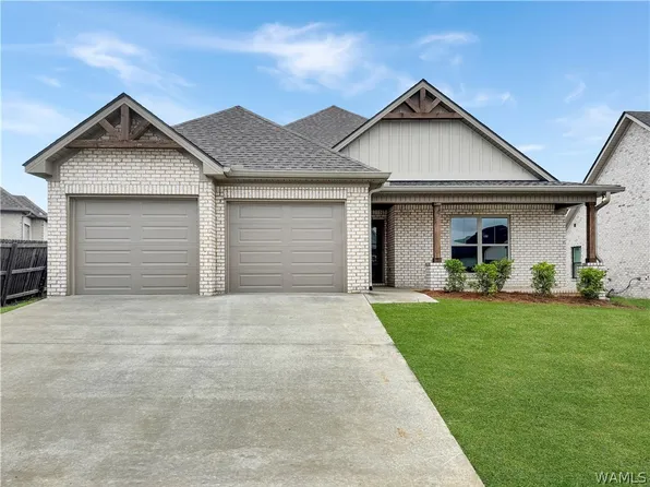 13773 Blackoak Dr, Northport, AL 35475