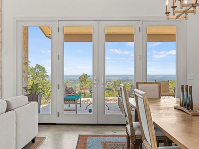 858 Seven Falls Ranch Rd, Fredericksburg, TX, 78624