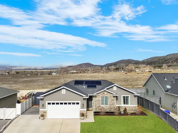 2681 E Clarkstone Dr, Eagle Mountain, UT 84005