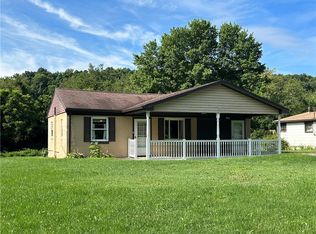 41 Hunter Rd, Gibsonia, PA 15044