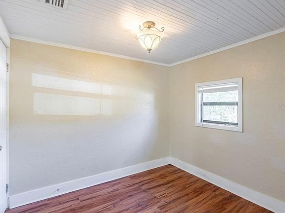 5th image of 5040 10th Ave S #House