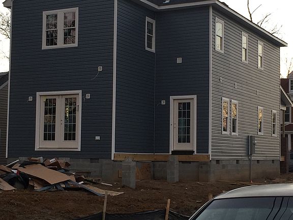 4th image of 2121 Greenwood Ave