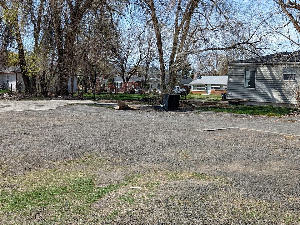 1st image of 308 W Mead Ave