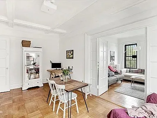 Rented by Nooklyn NYC LLC | media 19