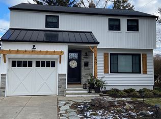 873 Elmwood Rd, Rocky River, OH 44116
