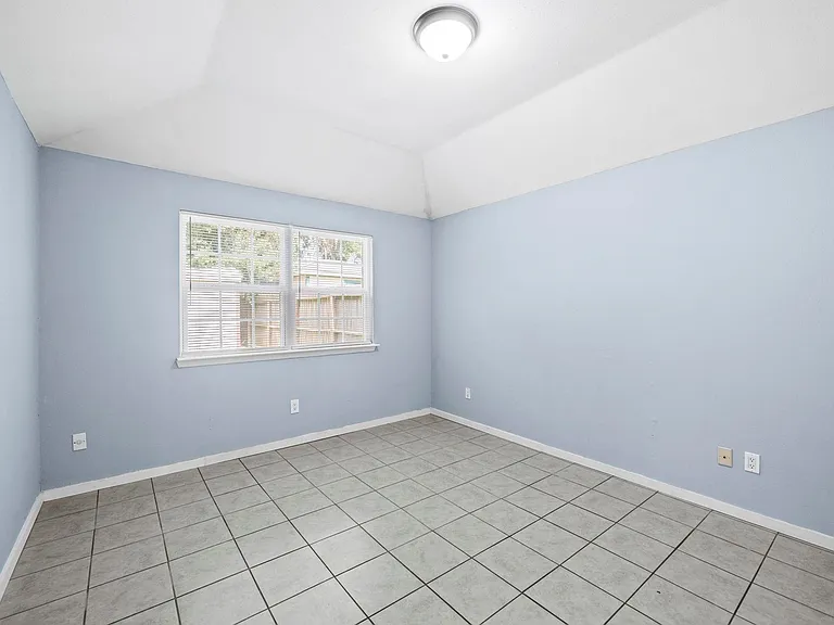 7535 Log Cradle Dr — Photo 18