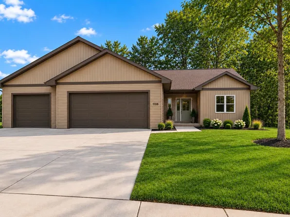 1108 Pinecrest Rd, Green Bay, WI 54313