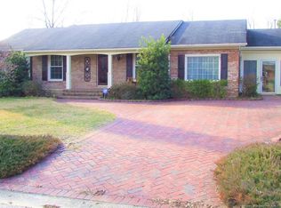 705 E Morris Cir, Dunn, NC 28334