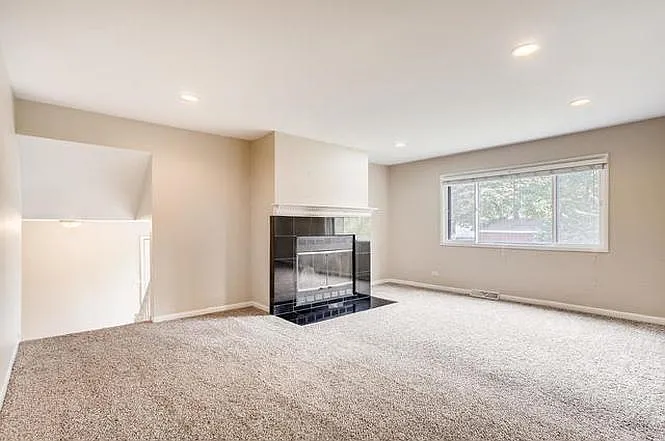 504 Nassau Ave — Photo 12
