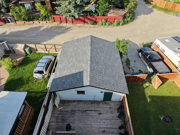 2nd image of 114 SW Castledale Way NE