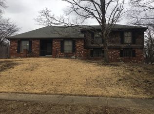 3444 SW Briarwood Ln, Topeka, KS 66611
