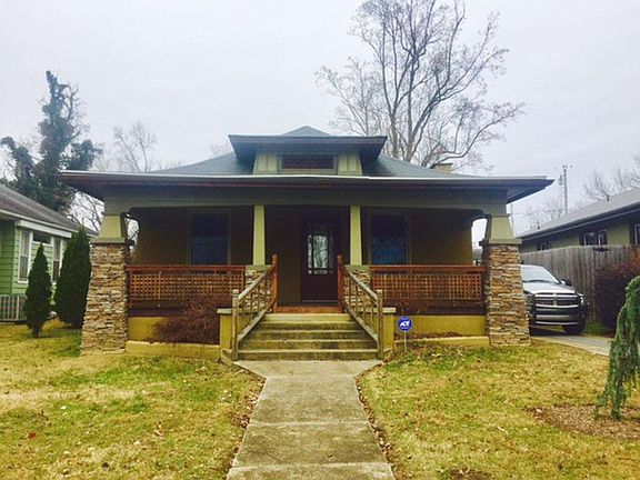 2nd image of 302 Holston W