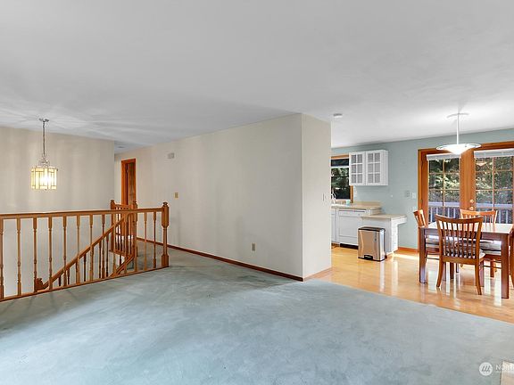 5th image of 3725 99th Drive SE