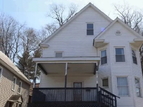 80 Gallup St, North Adams, MA 01247