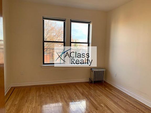 5th image of 31-40 42nd St #C7