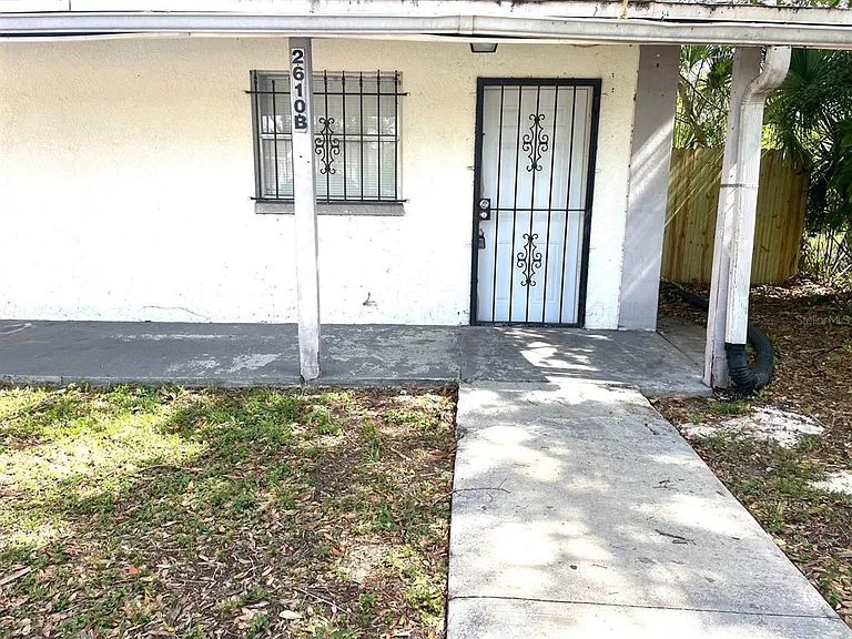 2610 Durham St #B — Photo 11