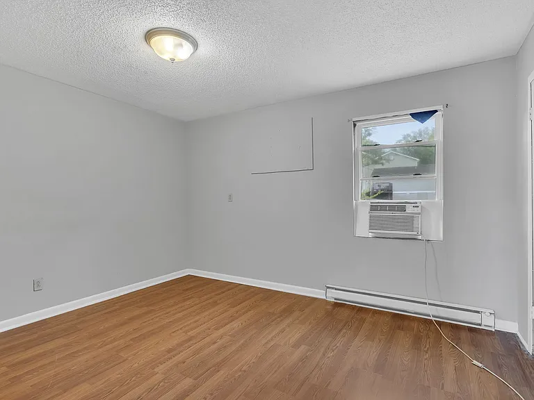 3226 Lincoln Ave — Photo 11