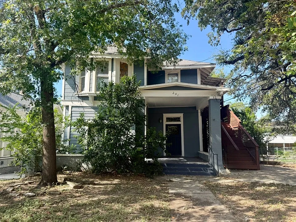 241 Post Ave #5