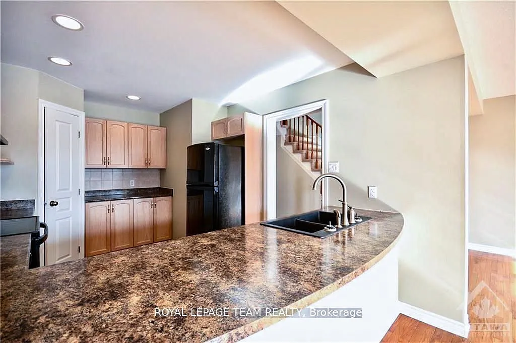 3 bed, $2,750 — Photo 3