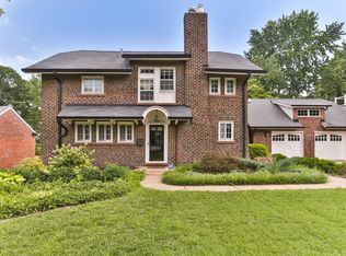 7288 Westmoreland Dr, Saint Louis, MO