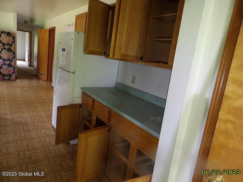 4th image of 1249 Patria Road