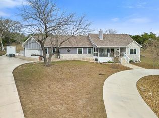 219 Victoria Dr, Kerrville, TX 78028