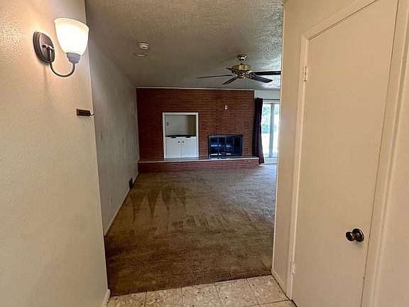 3rd image of 1408 Piedmont Dr
