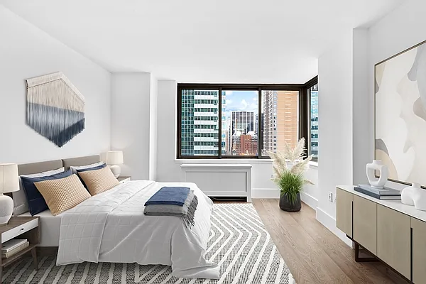 Rented by Greystar | media 4