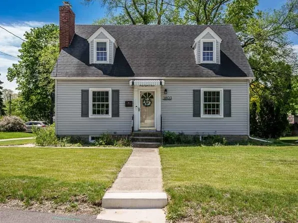 3803 Charles St, Rockford, IL 61108